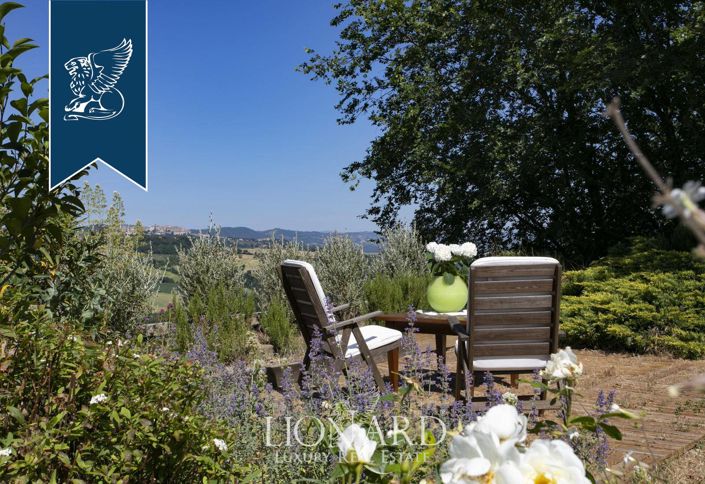 Image No.55-8 Bed Country House for sale