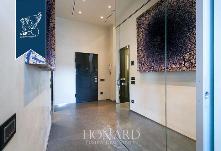 Image No.15-4 Bed Apartment for sale