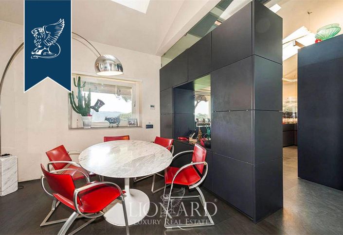 Image No.18-4 Bed Apartment for sale