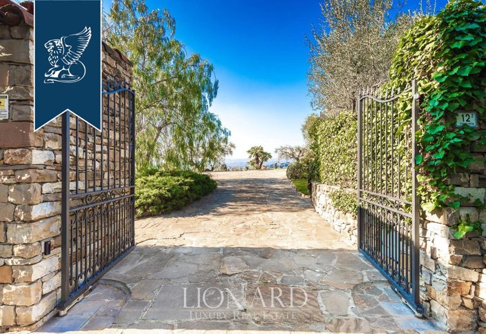 Image No.30-4 Bed Villa for sale