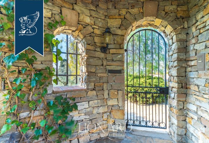 Image No.31-4 Bed Villa for sale