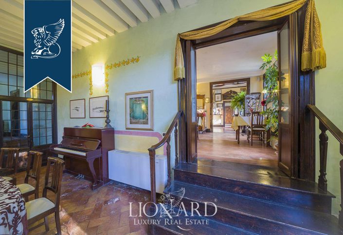 Image No.32-22 Bed Villa for sale