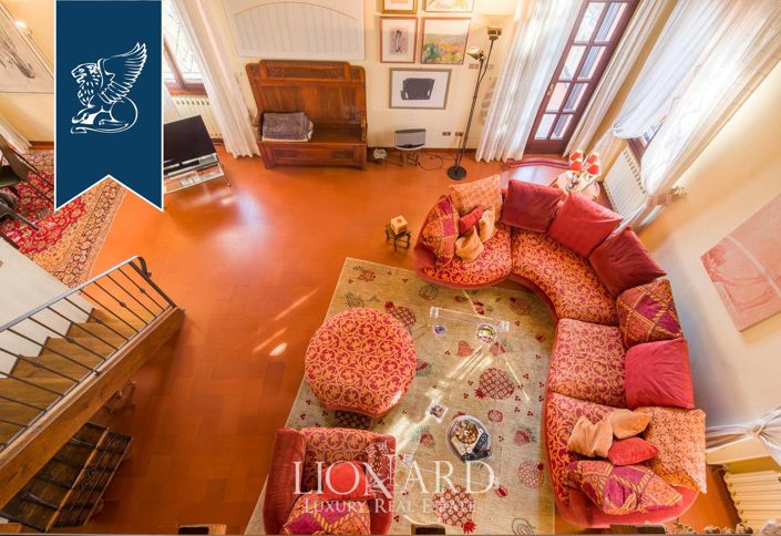 Image No.14-8 Bed Villa for sale