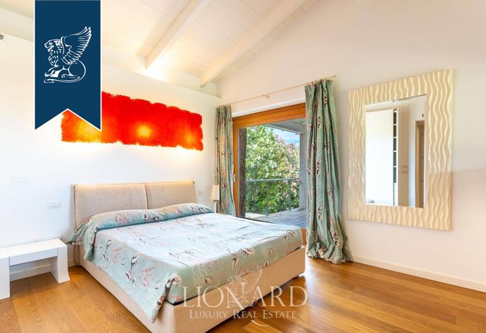 Image No.19-5 Bed Villa for sale