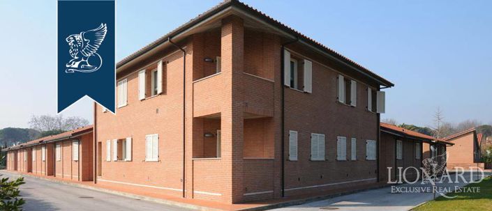 Image No.7-20 Bed Hotel for sale