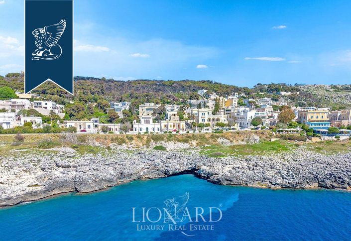 Image No.2-17 Bed Villa for sale