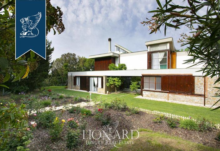 Image No.11-4 Bed Villa for sale