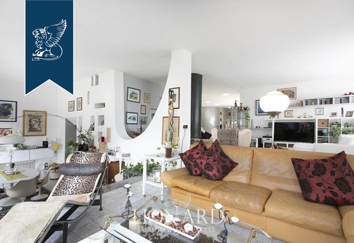 Image No.25-4 Bed Villa for sale