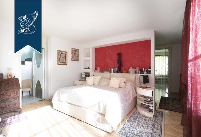 Image No.34-4 Bed Villa for sale