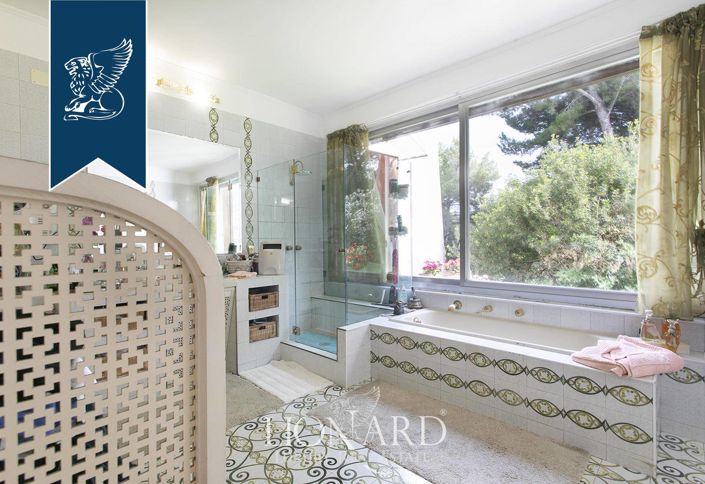 Image No.36-4 Bed Villa for sale