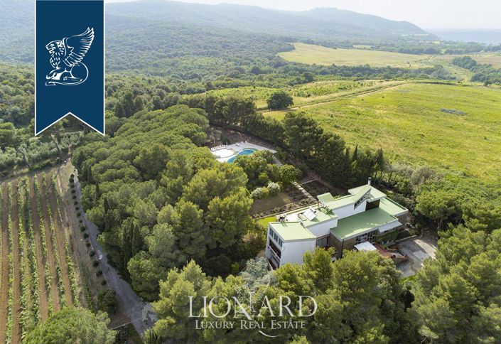 Image No.4-4 Bed Villa for sale