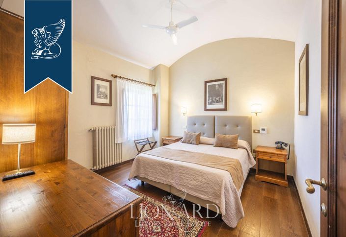 Image No.13-21 Bed Villa for sale