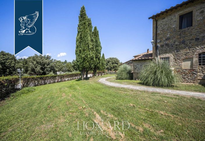 Image No.6-21 Bed Villa for sale