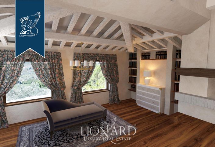 Image No.24-9 Bed Villa for sale