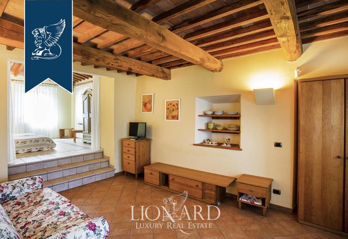 Image No.29-9 Bed Villa for sale