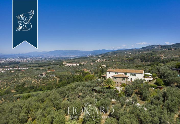 Image No.4-9 Bed Villa for sale