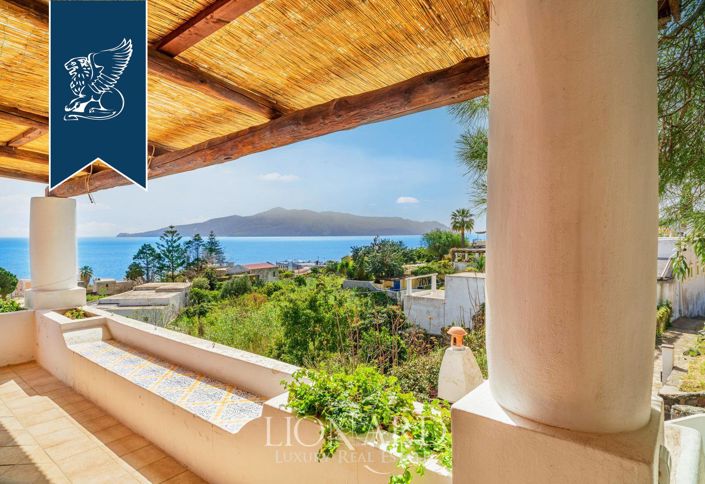 Image No.19-7 Bed Villa for sale