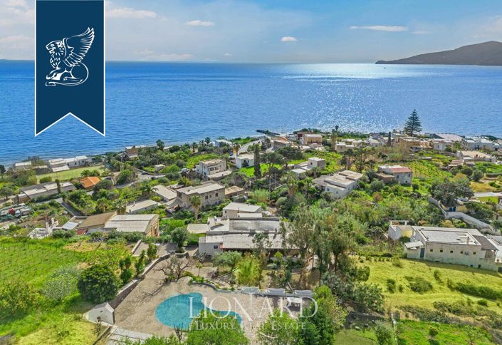 Image No.5-7 Bed Villa for sale