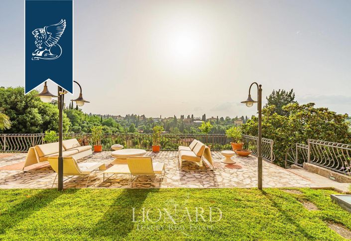 Image No.5-6 Bed Villa for sale