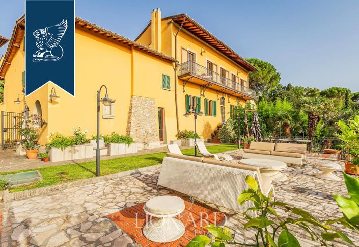 Image No.12-6 Bed Villa for sale