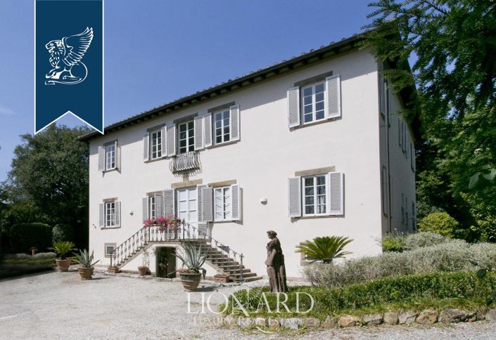 Image No.19-10 Bed Villa for sale