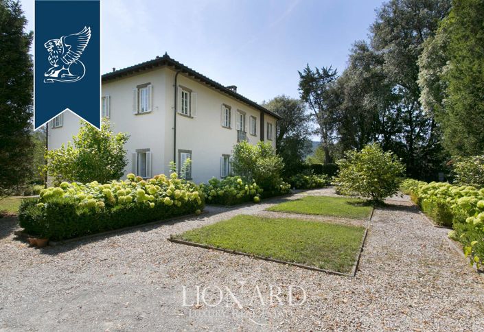 Image No.21-10 Bed Villa for sale