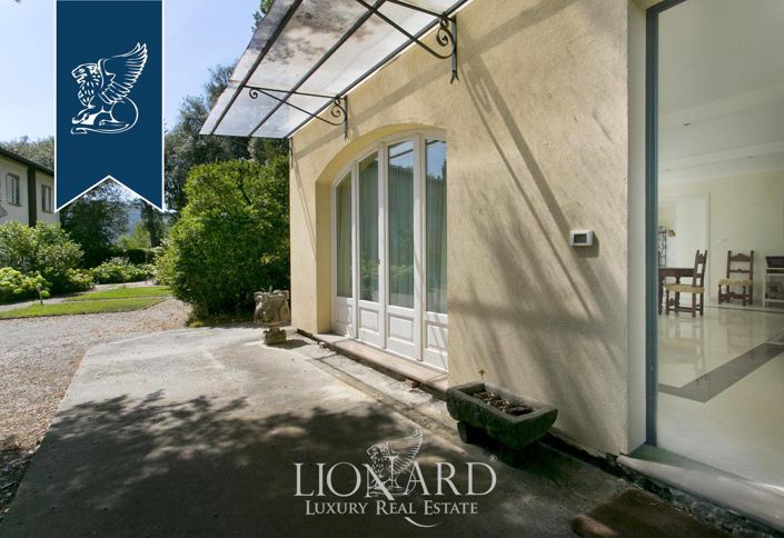 Image No.43-10 Bed Villa for sale