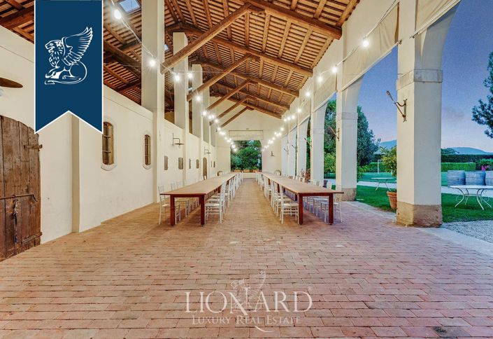 Image No.14-15 Bed Villa for sale