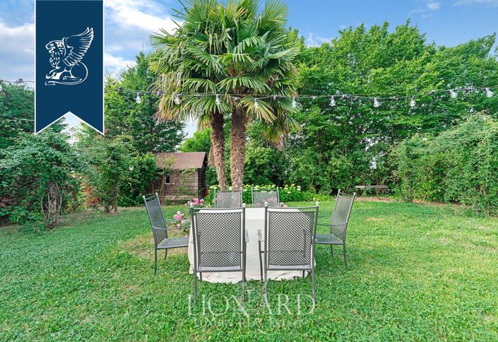 Image No.24-15 Bed Villa for sale