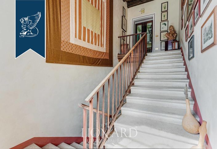 Image No.44-15 Bed Villa for sale