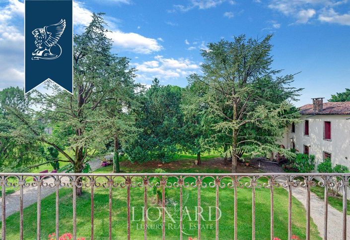 Image No.45-15 Bed Villa for sale