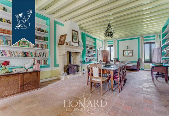 Image No.46-15 Bed Villa for sale