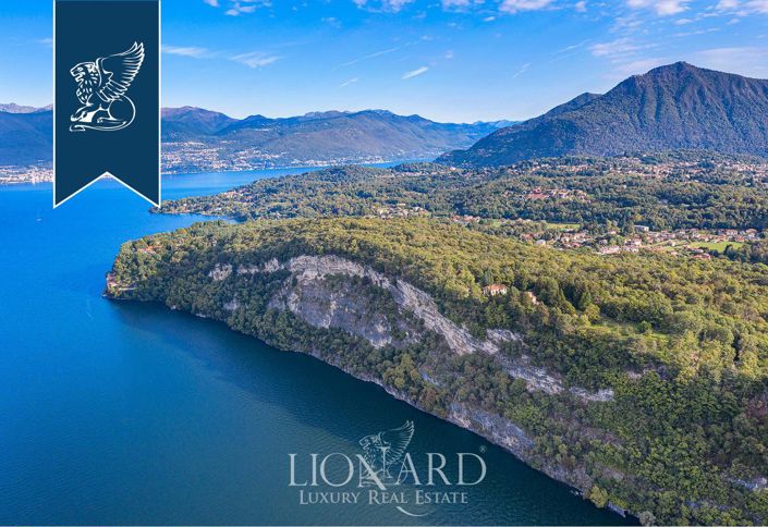 Image No.52-10 Bed Villa for sale