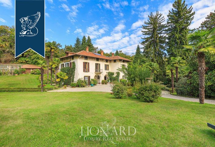 Image No.9-10 Bed Villa for sale