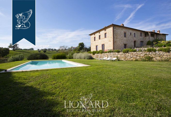 Image No.10-9 Bed Farmhouse for sale