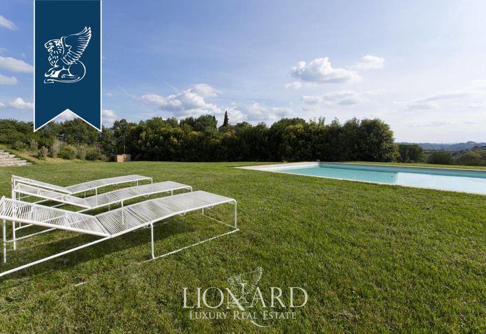 Image No.13-9 Bed Farmhouse for sale