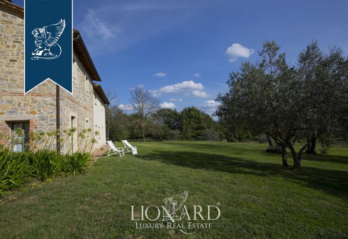 Image No.21-9 Bed Farmhouse for sale