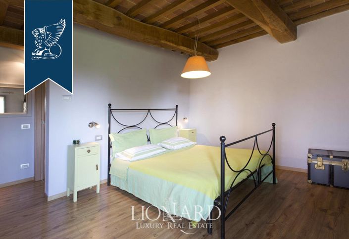 Image No.34-9 Bed Farmhouse for sale