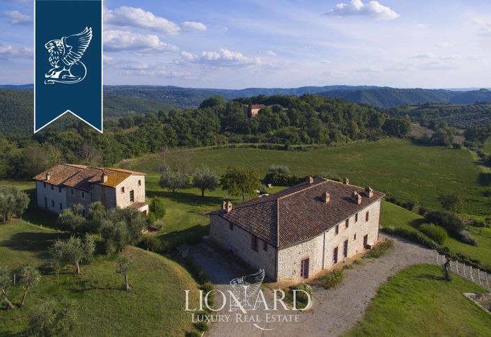 Image No.45-9 Bed Farmhouse for sale