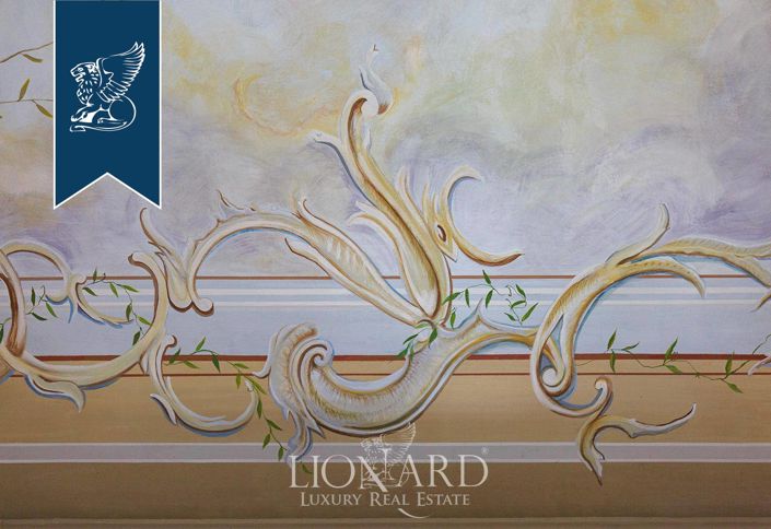 Image No.24-12 Bed Villa for sale