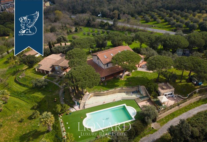 Image No.3-10 Bed Villa for sale