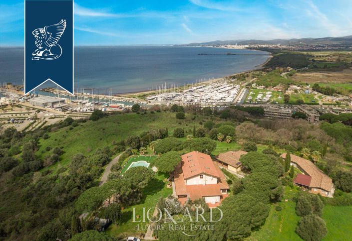 Image No.4-10 Bed Villa for sale