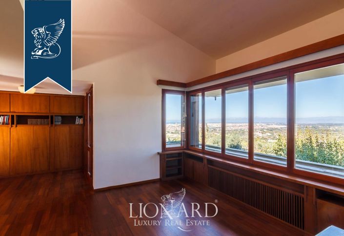 Image No.42-4 Bed Villa for sale