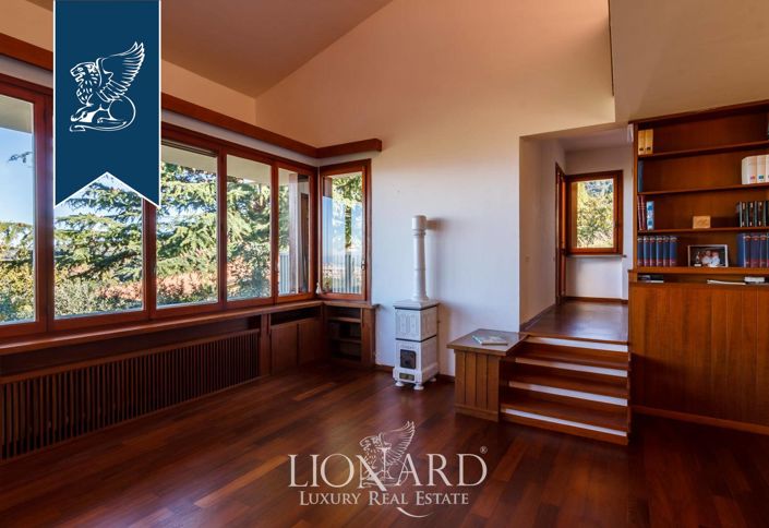 Image No.44-4 Bed Villa for sale