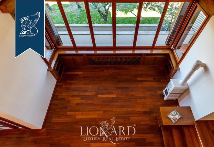 Image No.48-4 Bed Villa for sale