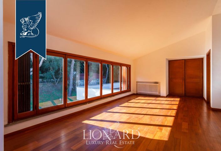 Image No.51-4 Bed Villa for sale