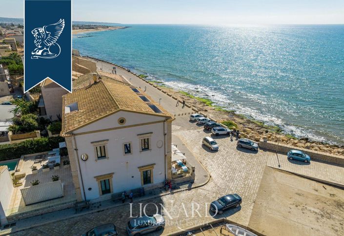 Image No.2-15 Bed Hotel for sale