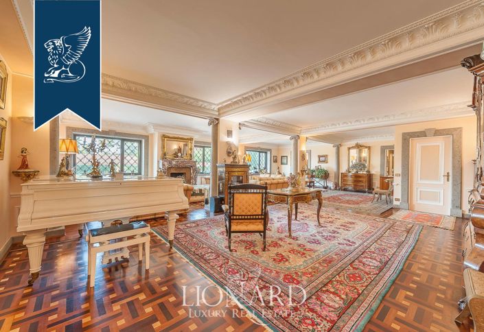 Image No.38-12 Bed Villa for sale