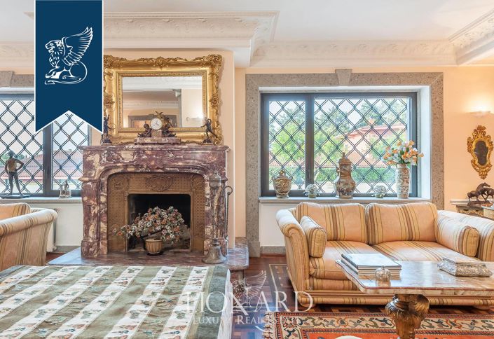 Image No.48-12 Bed Villa for sale