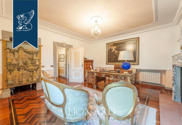 Image No.57-12 Bed Villa for sale